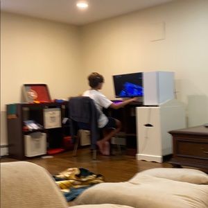 Meet your Posher, Christopher